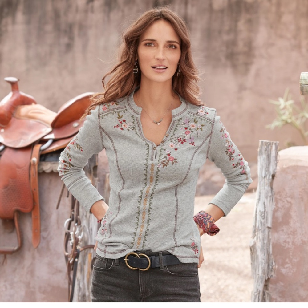 Sundance Fayette Floral Henley Womens Gray Sz L Embroidered Waffle Knit Shirt